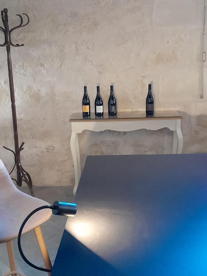 Апартаменты Le Repaire De Bacchus Saint-Nicolas-de-Bourgueil Экстерьер фото